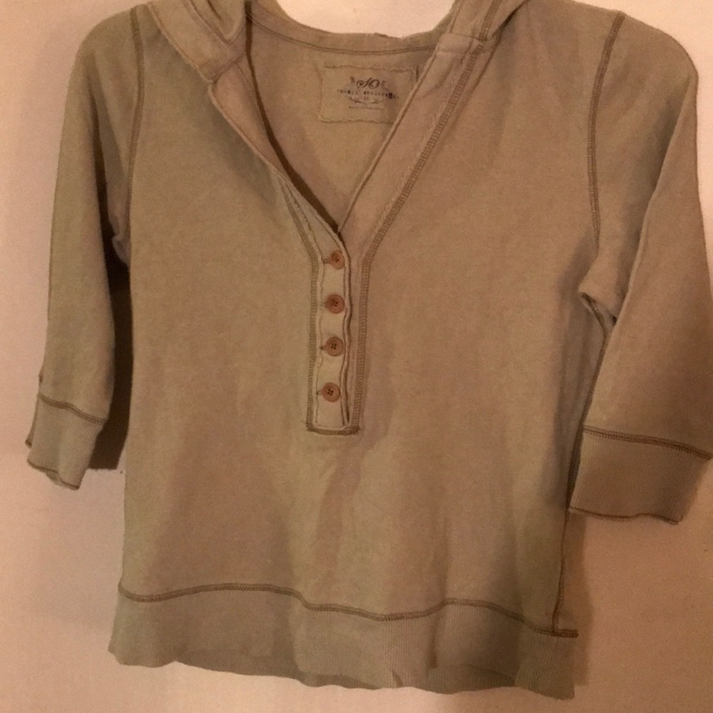 So thicker hoodie shirt